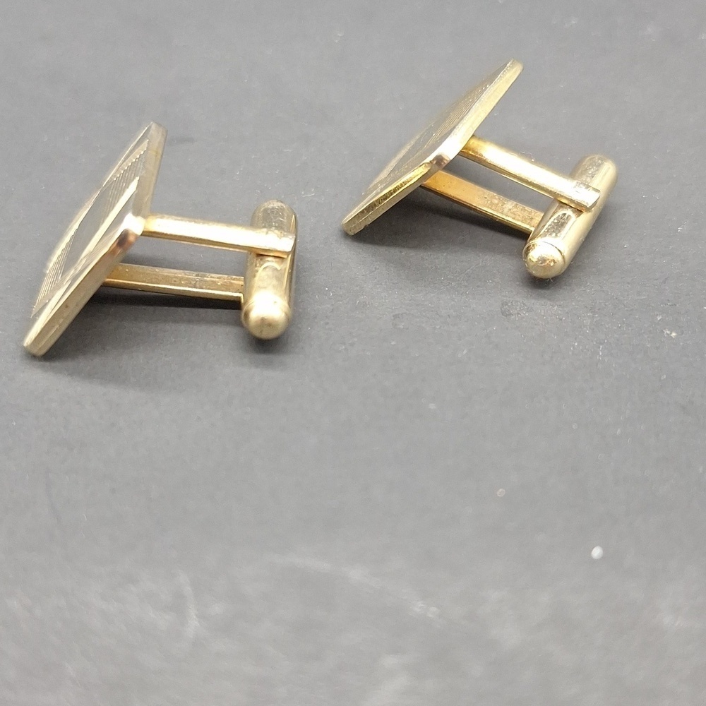 Vintage Gold Tone Geometric Cufflinks - Picture 4 of 7